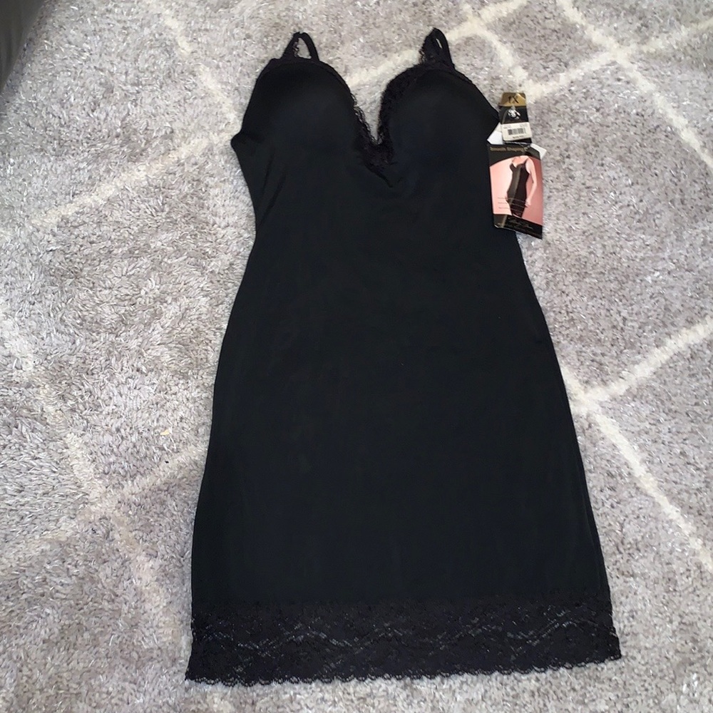 Marilyn  Monroe shape wear